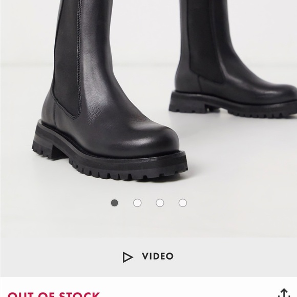 & Other Stories Chelsea leather chunky sole pull-on boots - Picture 2 of 8